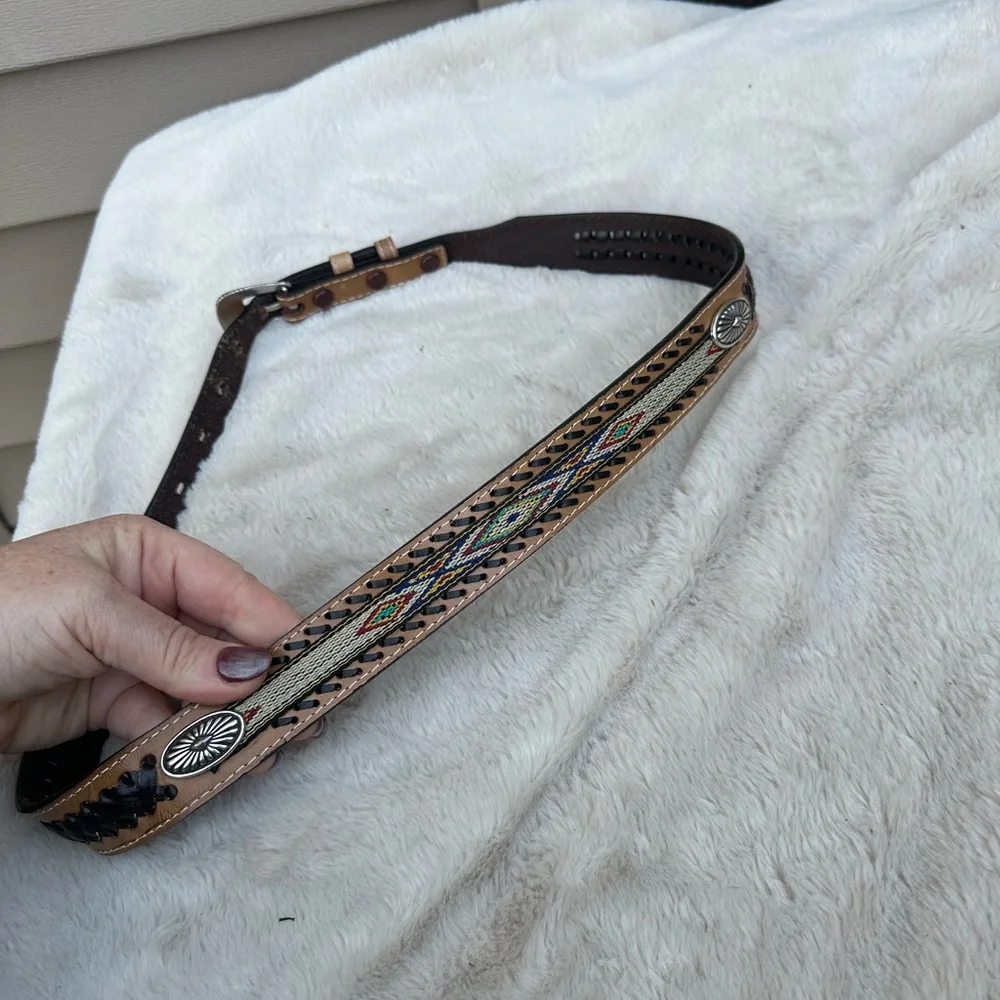 Vintage Stylish Tan Leather Belt with Silver Buckle Unisex Size 36